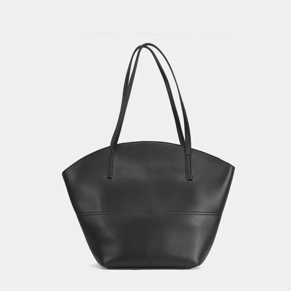 P57 Ornella ,  Reenaali, Reena, Reena Ali, iamreenaali, Reena bags, Reenaali bags, Reenahandbags,Reenaalibag,Reenatotebags,Reenaalitorebags,Reenanewbags,handbags,toteb ( (69).webp