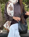 reena-ali-stylish-handbags-pakistan, reenaali-tote-bags-online-pakistan, premium-leather-handbags-reena-ali, trendy-crossbody-bags-reenaali-com, new-arrival-ladies-bags-pakistan, reenaali.com (5).webp