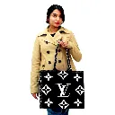 c58 White starts ,  Reenaali, Reena, Reena Ali, iamreenaali, Reena bags, Reenaali bags, Reenahandbags,Reenaalibag,Reenatotebags,Reenaalitorebags,Reenanewbags,handbags,tot ( (6).webp