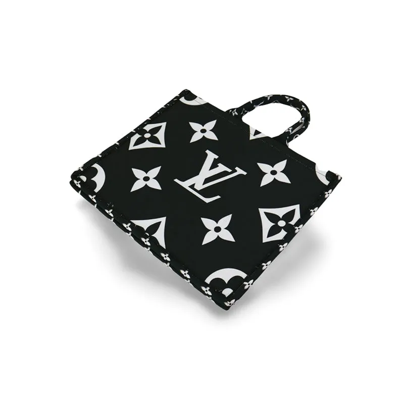 c58 White starts ,  Reenaali, Reena, Reena Ali, iamreenaali, Reena bags, Reenaali bags, Reenahandbags,Reenaalibag,Reenatotebags,Reenaalitorebags,Reenanewbags,handbags,tot (.webp