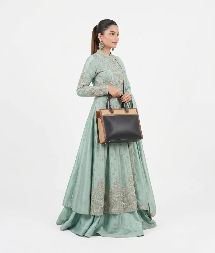 C69 Urbanelle ,reenaali.com,reena,reenabags,reenaali,reenahandbasg,reenatotebags,reenashoulderbags,handbagsonline,bagsonline,buybagsonline,reenaali (.webp