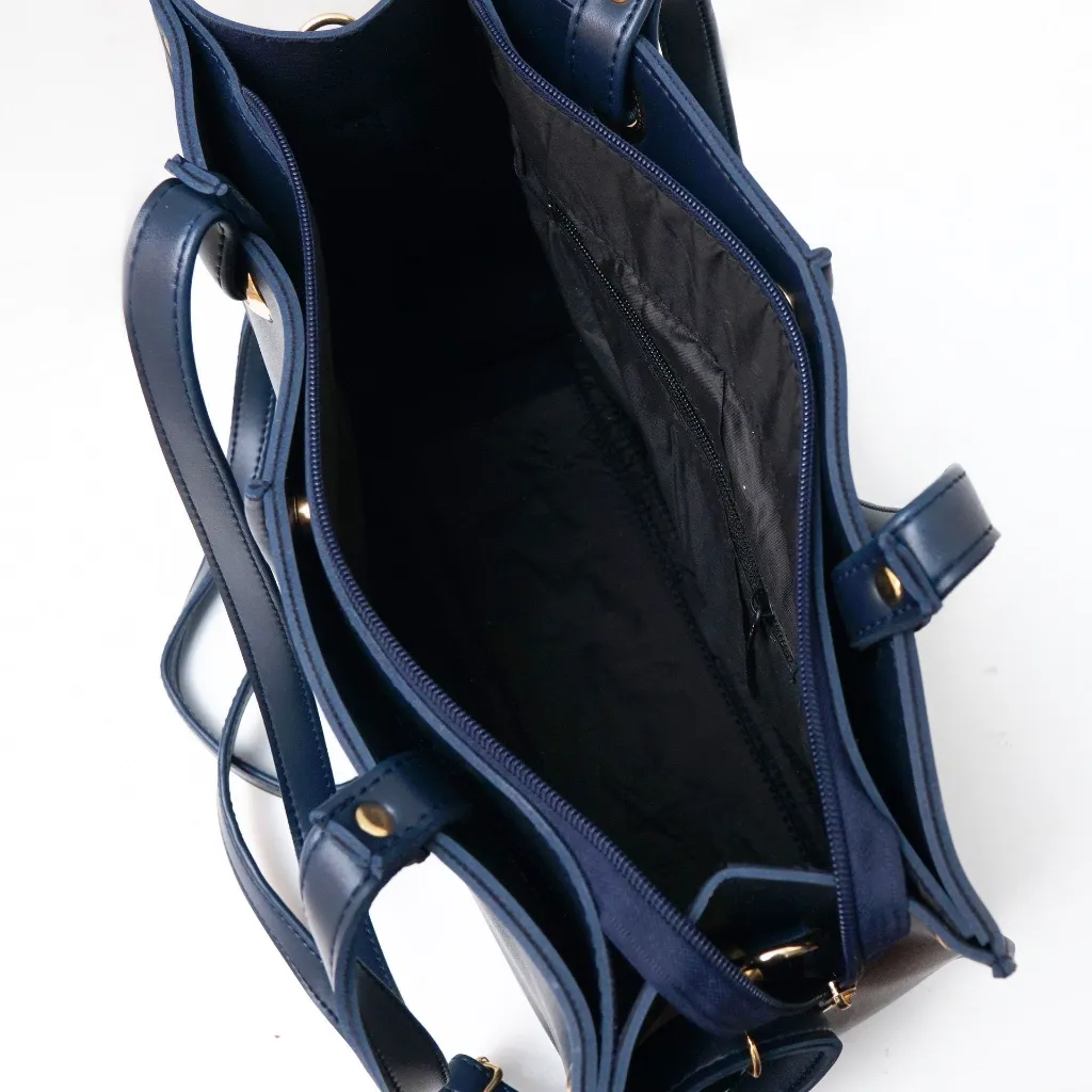 R78 Minimal Marvel ,  Reenaali, Reena, Reena Ali, iamreenaali, Reena bags, Reenaali bags, Reenahandbags,Reenaalibag,Reenatotebags,Reenaalitorebags,Reenanewbags,handbags,totebags,onlinehandbags, (50).webp