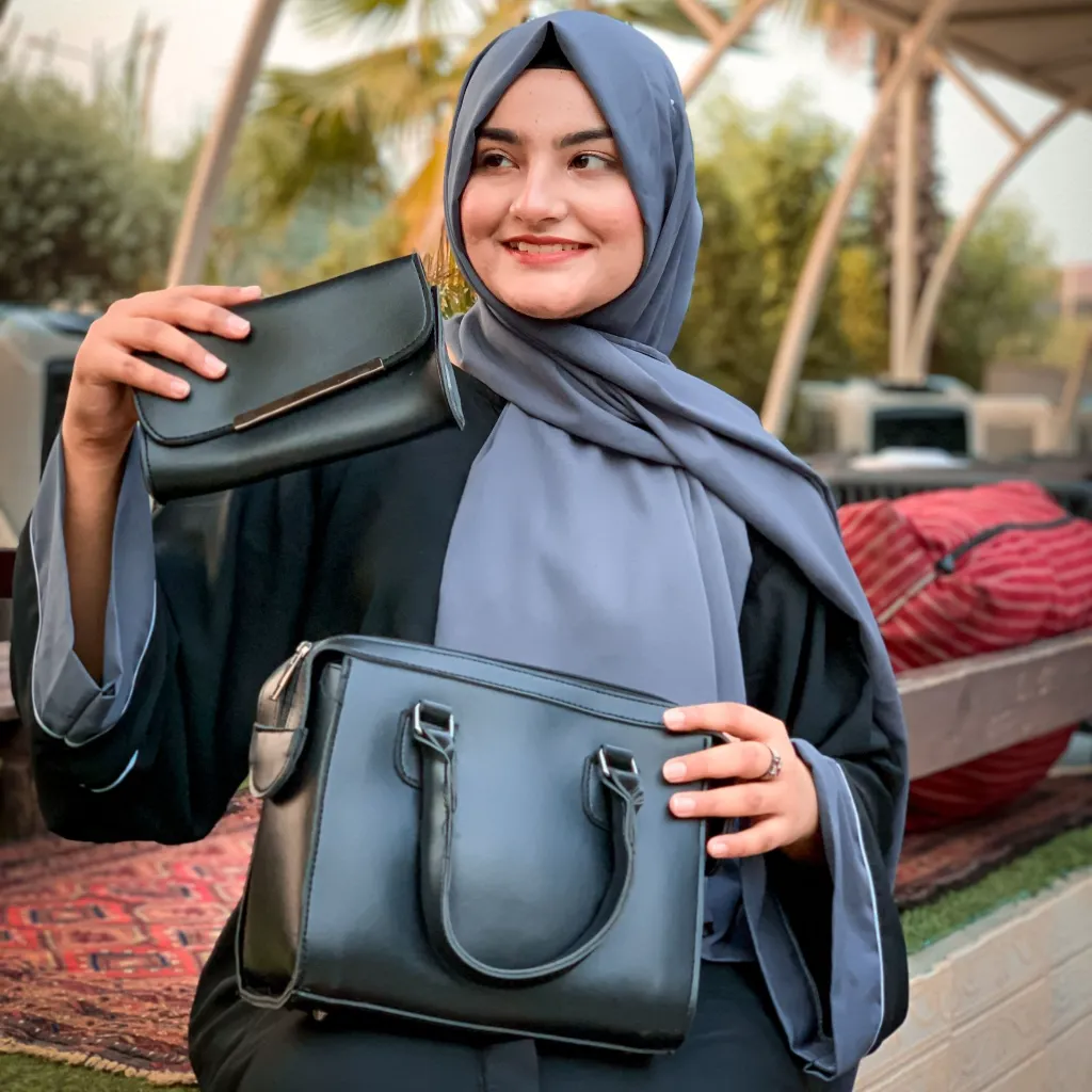 x101 Monet , Reenaali, Reena, Reena Ali, iamreenaali, Reena bags, Reenaali bags, Reenahandbags,Reenaalibag,Reenatotebags,Reenaalitorebags,Reenanewbags,handbags,totebags,onlinehandbags,reenaali.com (53).webp