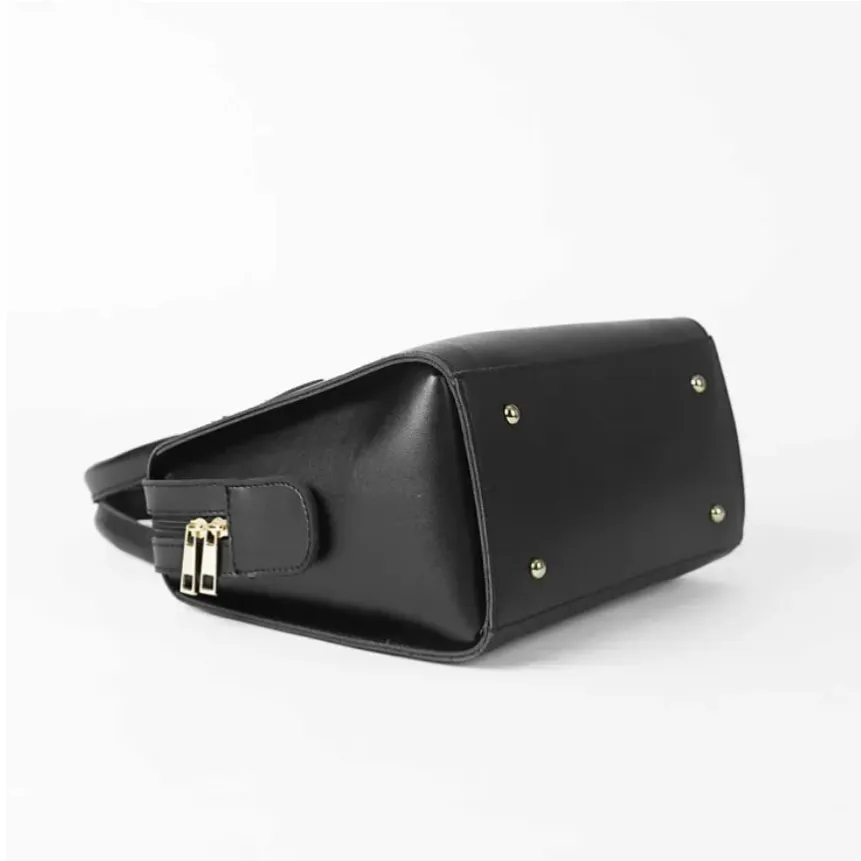 x101 Monet , Reenaali, Reena, Reena Ali, iamreenaali, Reena bags, Reenaali bags, Reenahandbags,Reenaalibag,Reenatotebags,Reenaalitorebags,Reenanewbags,handbags,totebags,onlinehandbags, (4).webp