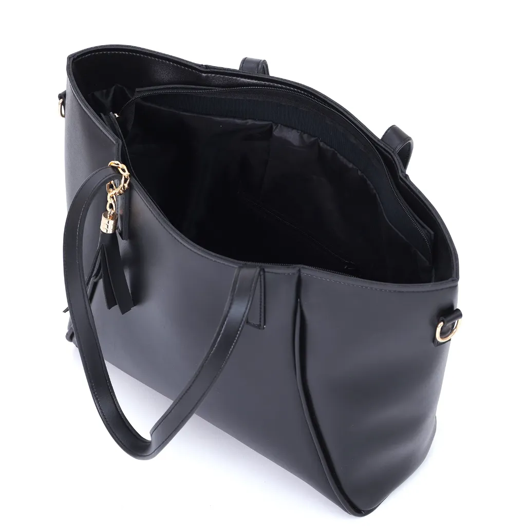 x84 Moonelle ,  Reenaali, Reena, Reena Ali, iamreenaali, Reena bags, Reenaali bags, Reenahandbags,Reenaalibag,Reenatotebags,Reenaalitorebags,Reenanewbags,handbags,totebags,onlinehandbags (9).webp