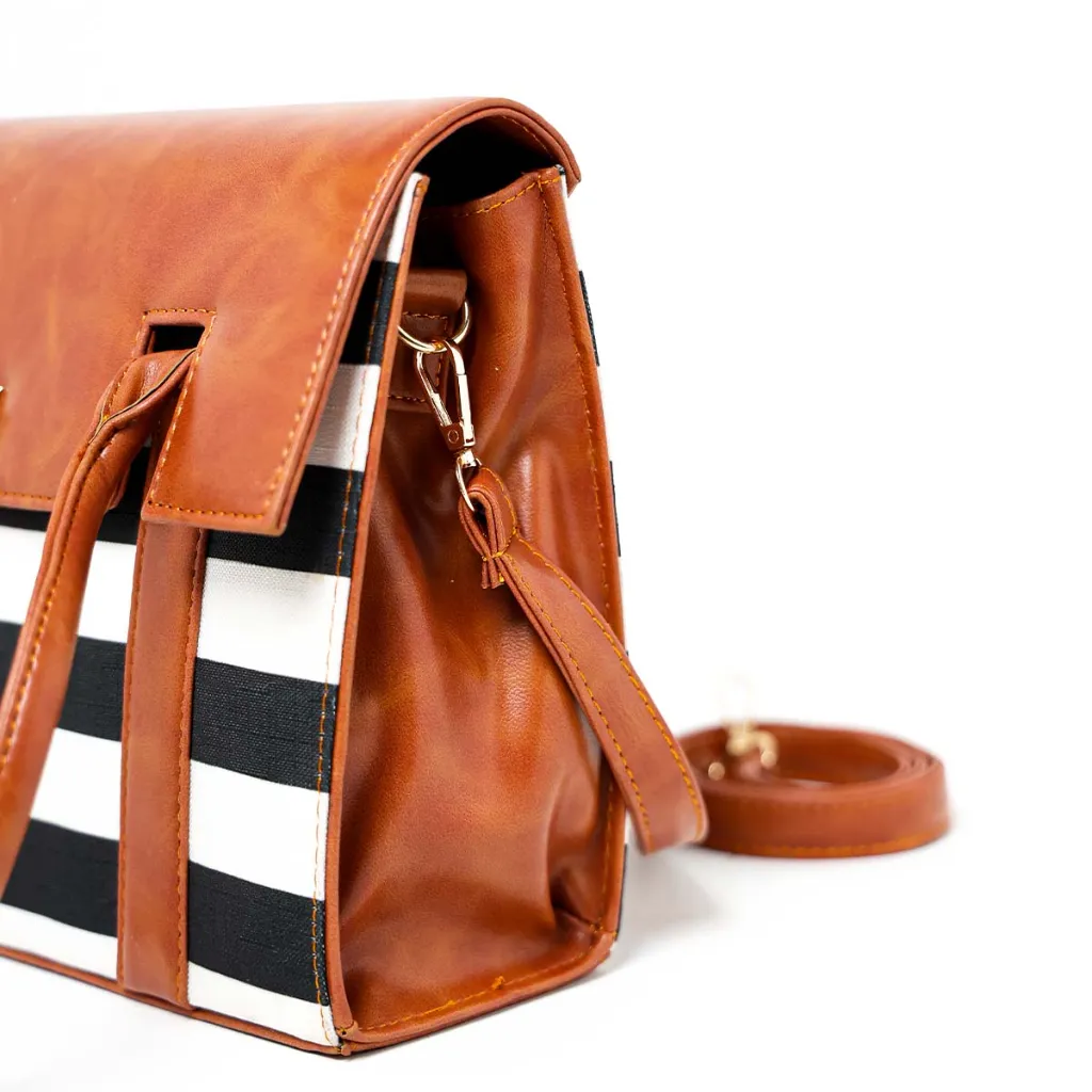 x122 TAVIX ,  Reenaali, Reena, Reena Ali, iamreenaali, Reena bags, Reenaali bags, Reenahandbags,Reenaalibag,Reenatotebags,Reenaalitorebags,Reenanewbags,handbags,totebags,onlinehandbags, (15).webp