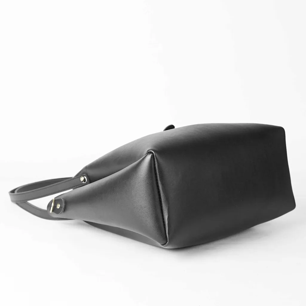 X100 LOVIA ,  Reenaali, Reena, Reena Ali, iamreenaali, Reena bags, Reenaali bags, Reenahandbags,Reenaalibag,Reenatotebags,Reenaalitorebags,Reenanewbags,handbags,totebags,onlinehandbag ,ree (50).webp