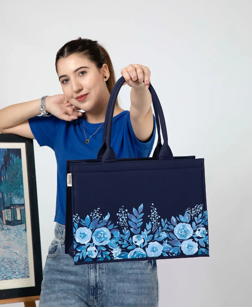 E6 Art Fold,      Reena ali , Reena, Reena ali bags, Reena ali pakistan, Reenaali,Reenaalibags,reenabag,reenabags,reenatotebag,reenaalitorebags,reenali (15).webp