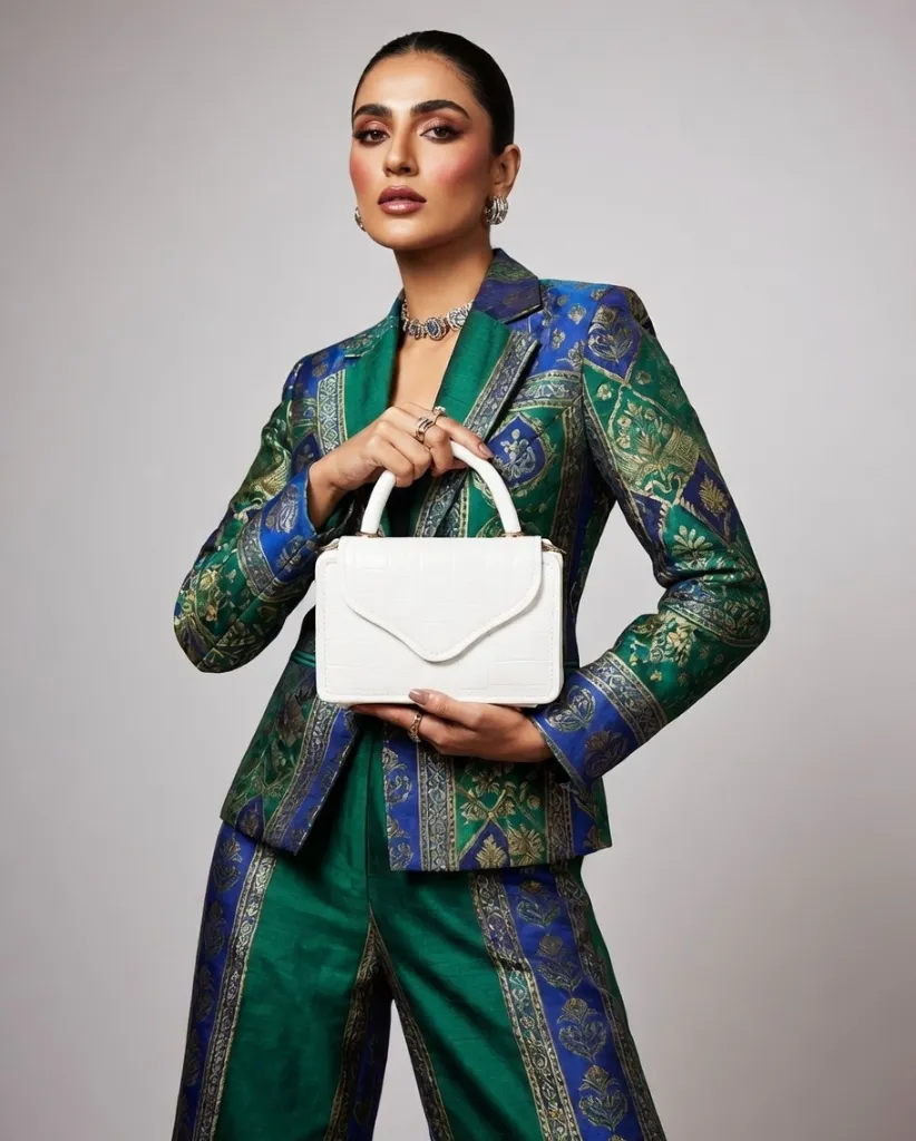 x127 CALVETTI , Reena Ali luxury ladies handbag, brown tote bag online in Pakistan , Printed Handbags & Tote Bags Online in Pakistan,Shop stylish ladies handbags, tote bags and crossbody bags online i ( (36).webp