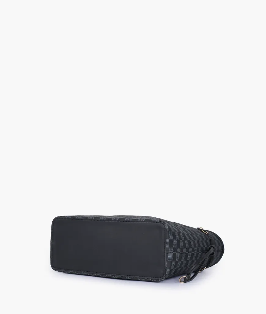 P51 Heritage ,  Reenaali, Reena, Reena Ali, iamreenaali, Reena bags, Reenaali bags, Reenahandbags,Reenaalibag,Reenatotebags,Reenaalitorebags,Reenanewbags,handbags,totebags,onlinehandbags, (2).webp