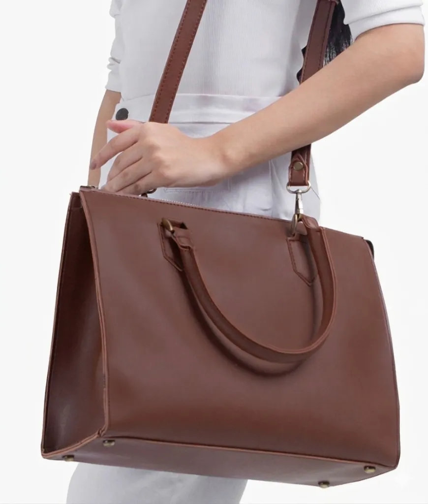 x96 Kireya ,  Reenaali, Reena, Reena Ali, iamreenaali, Reena bags, Reenaali bags, Reenahandbags,Reenaalibag,Reenatotebags,Reenaalitorebags,Reenanewbags,handbags,totebags,onlinehandbags, reenaali.com  ( (2).webp