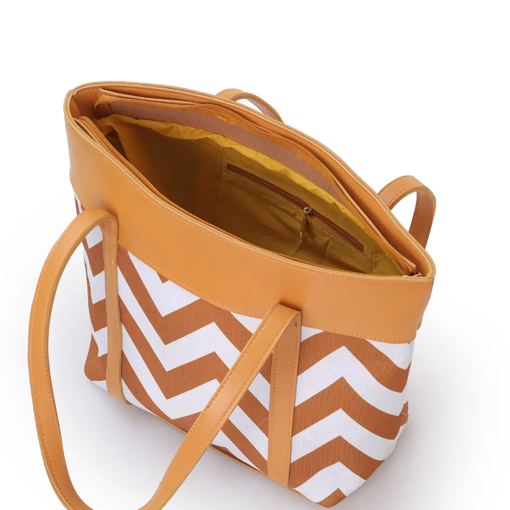 x88 Bloomvia ,  Reenaali, Reena, Reena Ali, iamreenaali, Reena bags, Reenaali bags, Reenahandbags,Reenaalibag,Reenatotebags,Reenaalitorebags,Reenanewbags,handbags,totebags,onlinehandbags, (8).webp